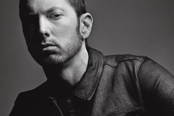 Ņūtons zem ābeles